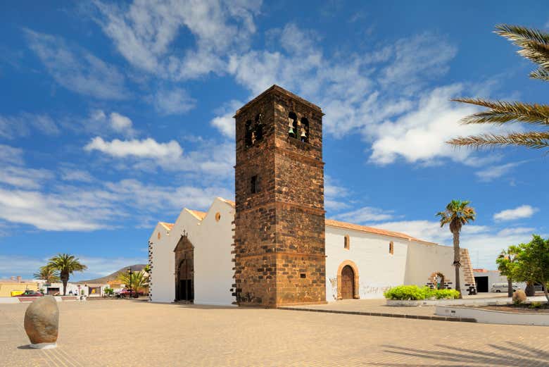 Iglesia de Nuestra Señora de la Candelaria, en La Oliva